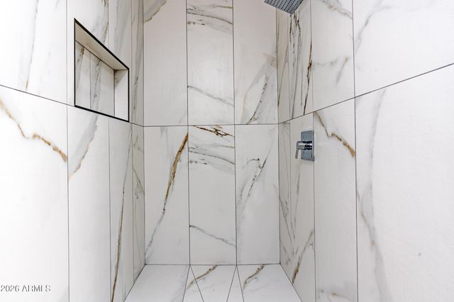 3035 E HEATHERBRAE Drive, Phoenix, AZ 85016