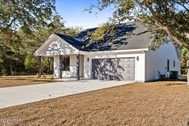 3996 Dumas Lane, Chipley, FL 32428