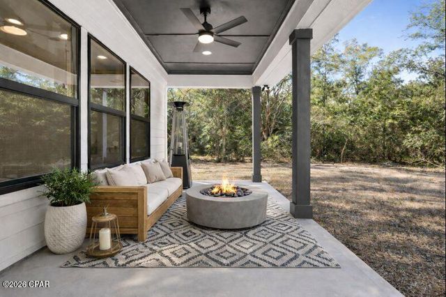 3996 Dumas Lane, Chipley, FL 32428