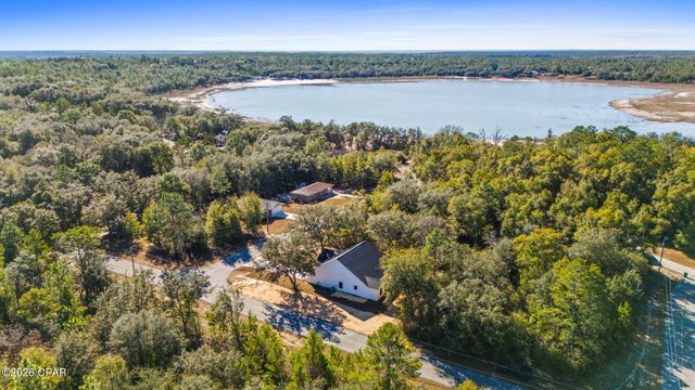 3996 Dumas Lane, Chipley, FL 32428