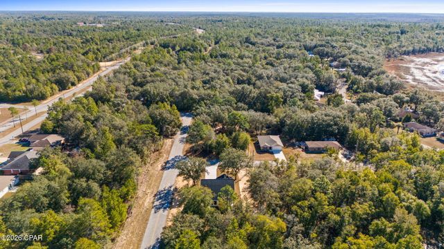3996 Dumas Lane, Chipley, FL 32428