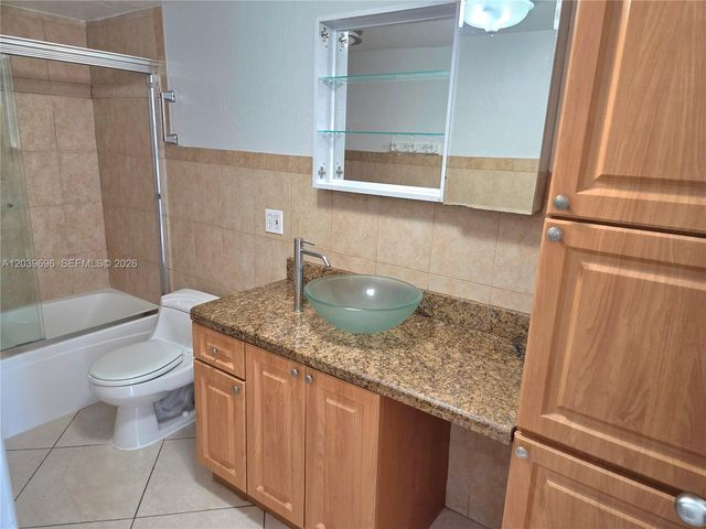 11930 N Bayshore Drive 910, North Miami, FL 33181