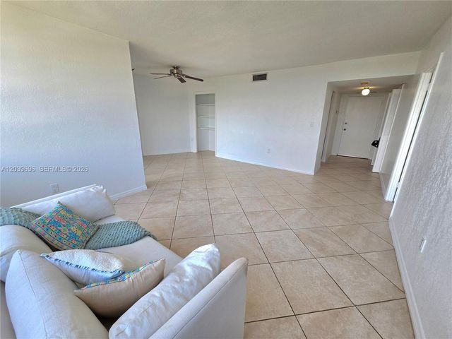 11930 N Bayshore Drive 910, North Miami, FL 33181