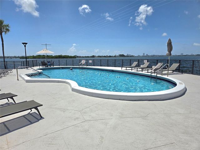 11930 N Bayshore Drive 910, North Miami, FL 33181