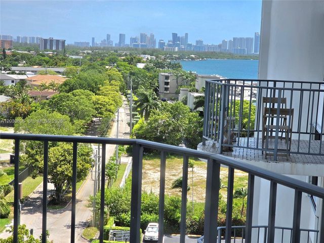 11930 N Bayshore Drive 910, North Miami, FL 33181