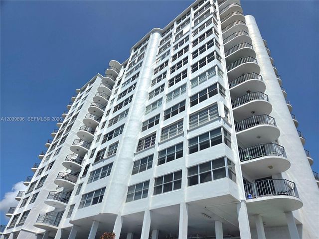 11930 N Bayshore Drive 910, North Miami, FL 33181