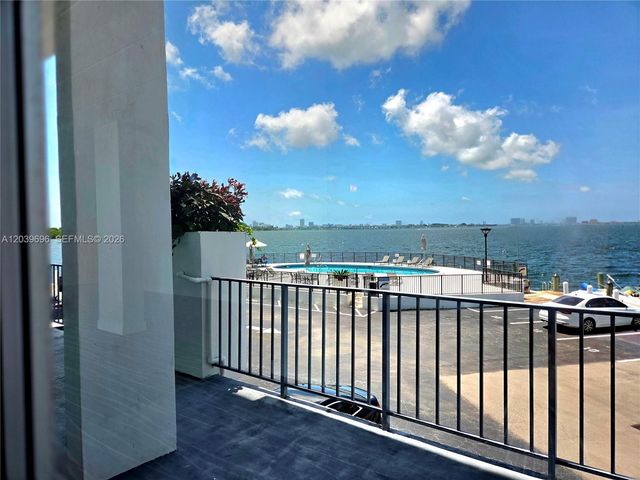 11930 N Bayshore Drive 910, North Miami, FL 33181