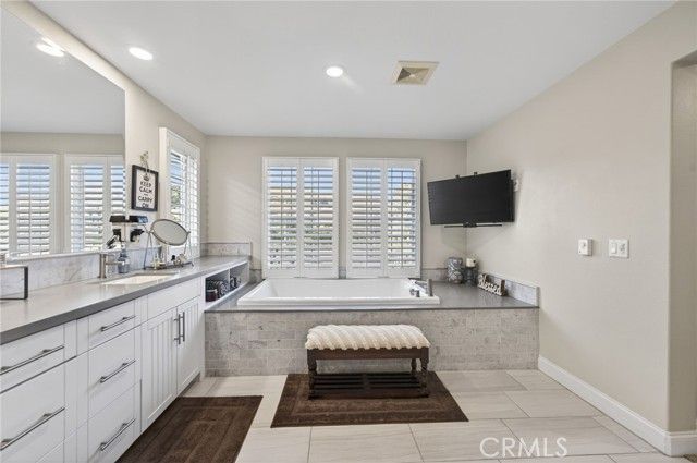 31124 Maverick, Temecula, CA 92591