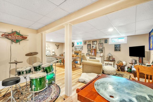 56 W Pelham Rd, Shutesbury, MA 01072