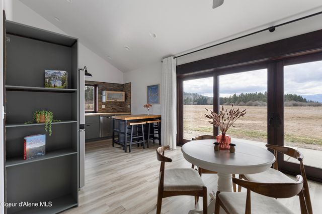 432 Stagecoach Drive, Sagle, ID 83860