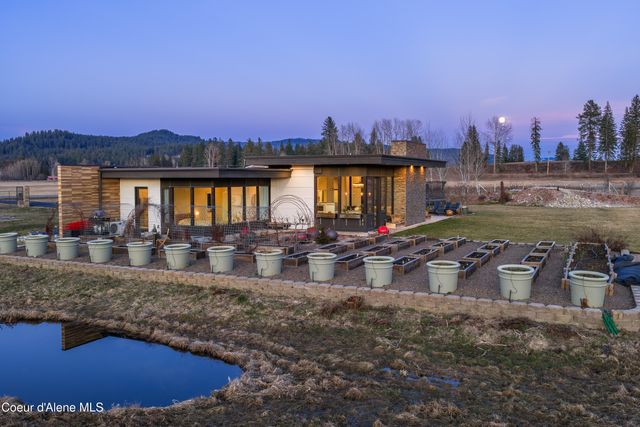 432 Stagecoach Drive, Sagle, ID 83860