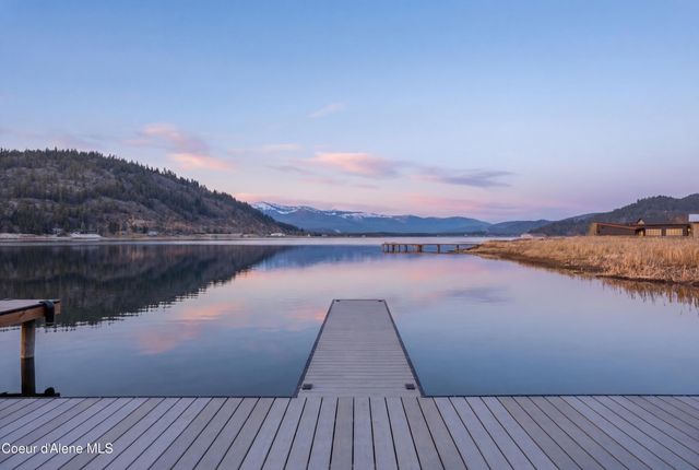 432 Stagecoach Drive, Sagle, ID 83860