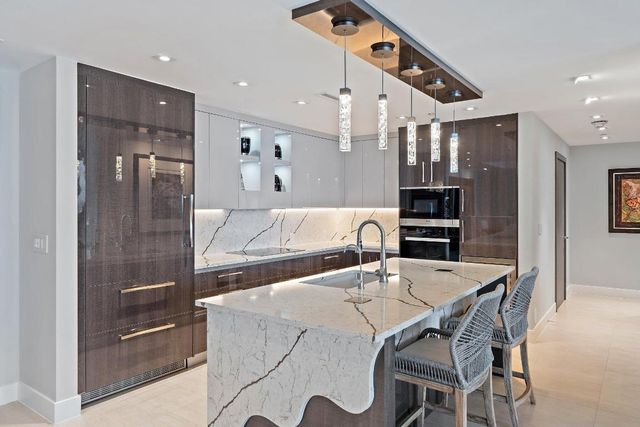 3100 N Ocean Drive P-1003, Singer Island, FL 33404