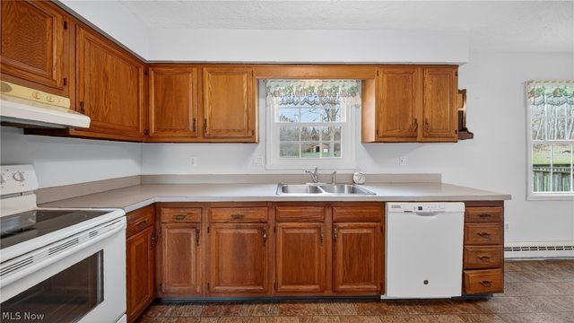 8511 Kennard Road, Lodi, OH 44254