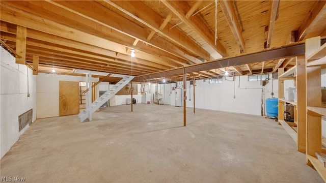 8511 Kennard Road, Lodi, OH 44254