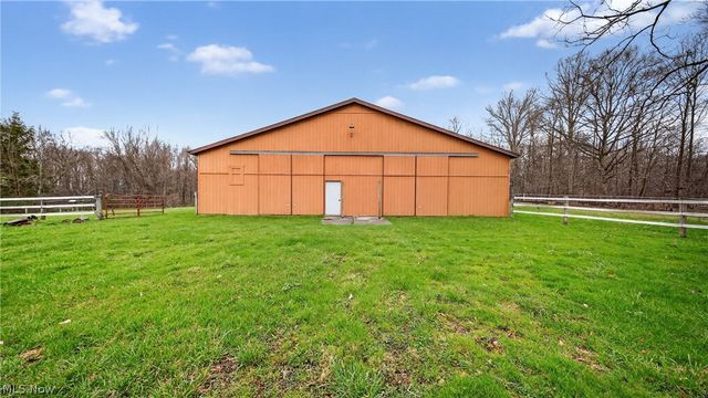 8511 Kennard Road, Lodi, OH 44254