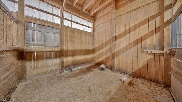8511 Kennard Road, Lodi, OH 44254