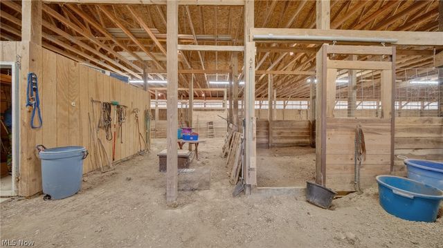 8511 Kennard Road, Lodi, OH 44254