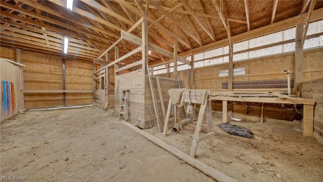 8511 Kennard Road, Lodi, OH 44254