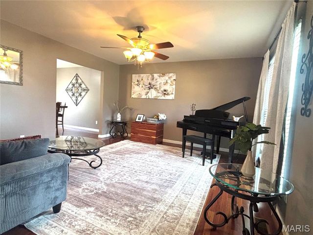 5152 Copperleaf Drive, Imperial, MO 63052