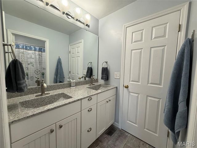 5152 Copperleaf Drive, Imperial, MO 63052