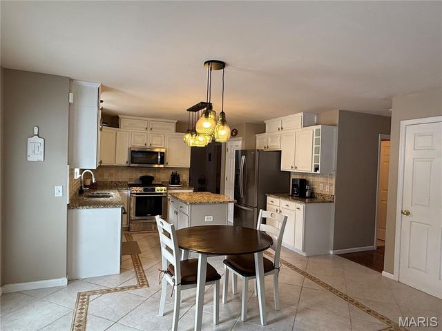 5152 Copperleaf Drive, Imperial, MO 63052