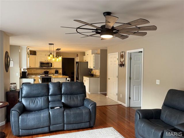 5152 Copperleaf Drive, Imperial, MO 63052