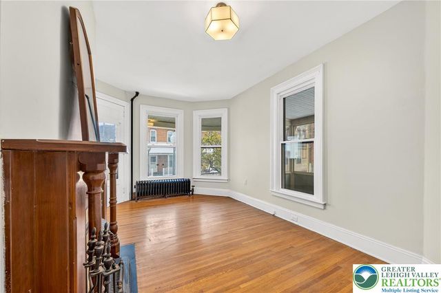 28 1st Street, Bangor Boro, PA 18013