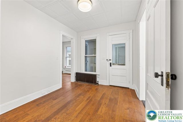 28 1st Street, Bangor Boro, PA 18013