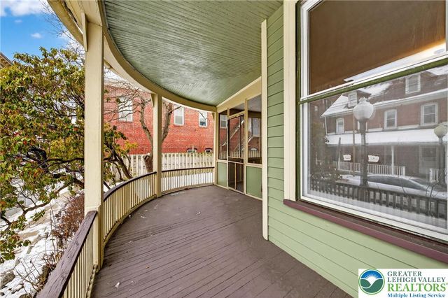 28 1st Street, Bangor Boro, PA 18013