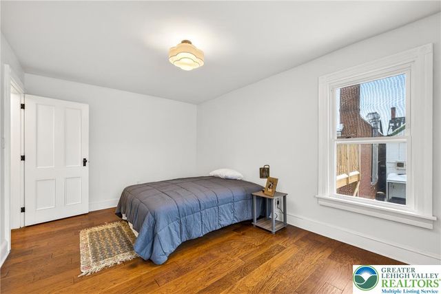 28 1st Street, Bangor Boro, PA 18013