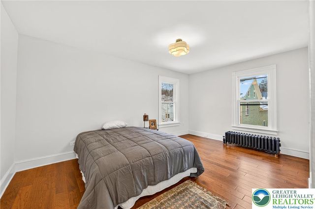 28 1st Street, Bangor Boro, PA 18013