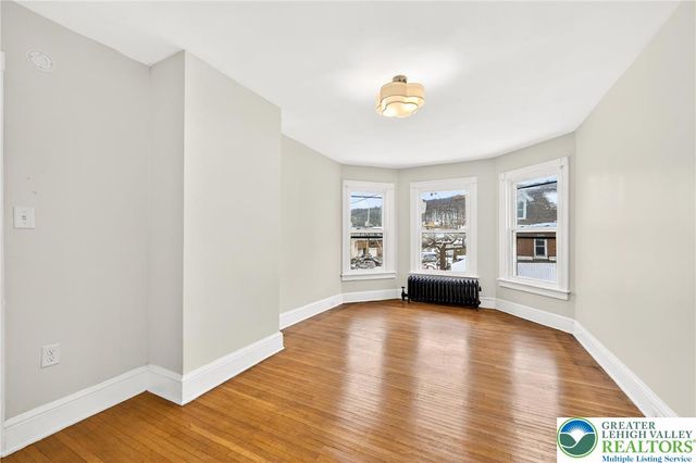 28 1st Street, Bangor Boro, PA 18013