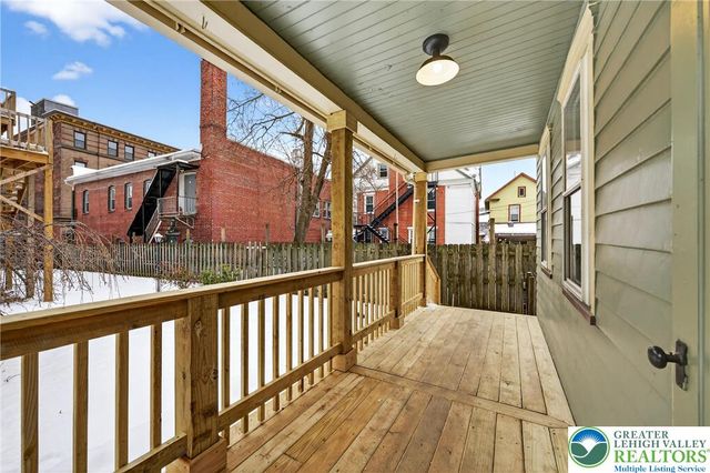 28 1st Street, Bangor Boro, PA 18013