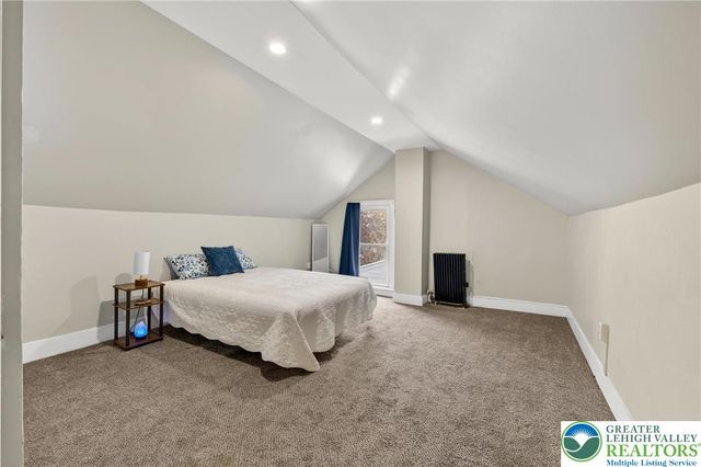 28 1st Street, Bangor Boro, PA 18013