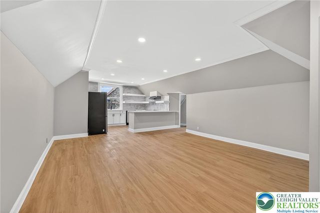 28 1st Street, Bangor Boro, PA 18013