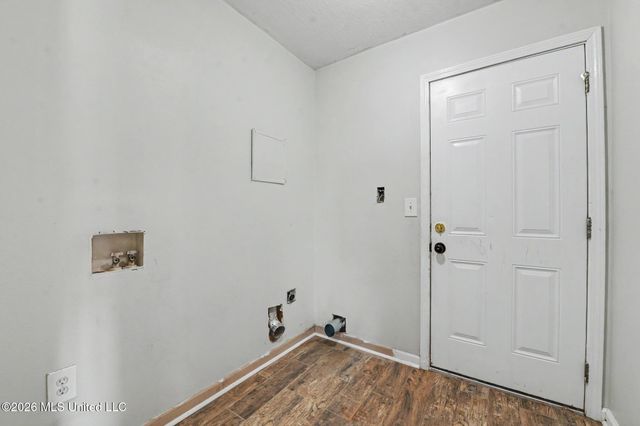 10165 Melody Lane, Biloxi, MS 39532