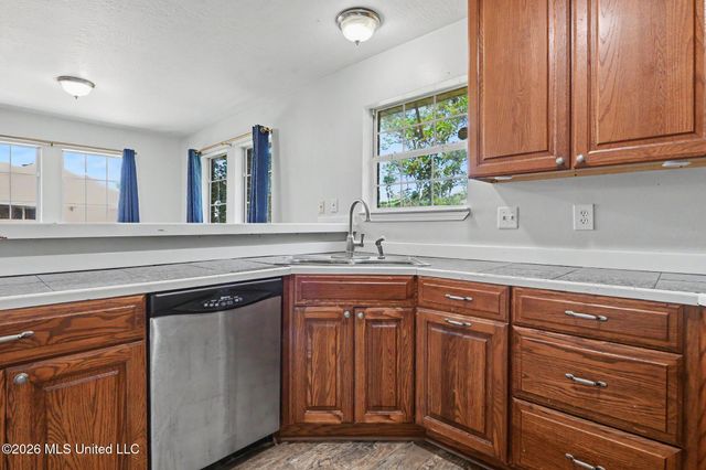 10165 Melody Lane, Biloxi, MS 39532