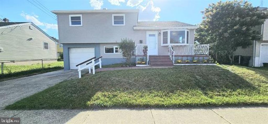 1226 MONROE AVE, Atlantic City, NJ 08401