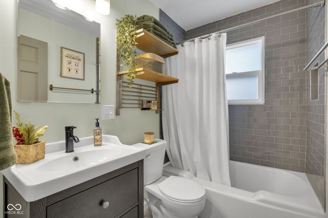 1905 N Bosart Avenue, Indianapolis, IN 46218