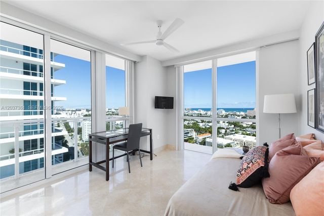 520 W Ave 2004 2004, Miami Beach, FL 33139