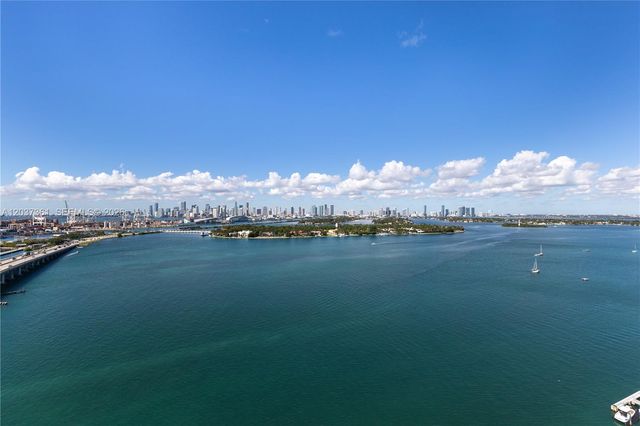 520 W Ave 2004 2004, Miami Beach, FL 33139