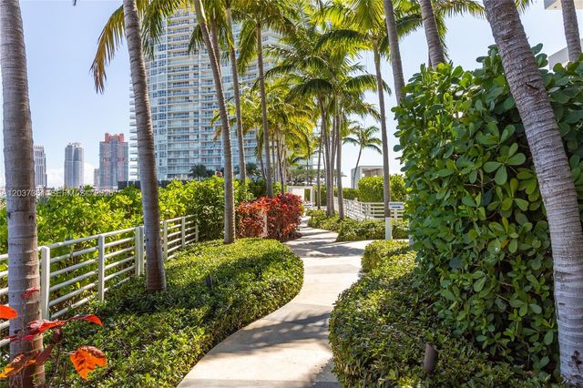 520 W Ave 2004 2004, Miami Beach, FL 33139