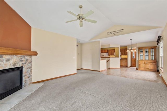 N160W20271 FOX CREEK DRIVE, Jackson, WI 53037