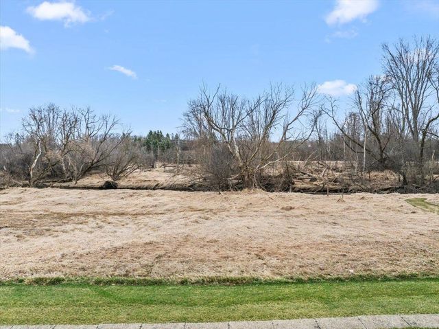 N160W20271 FOX CREEK DRIVE, Jackson, WI 53037