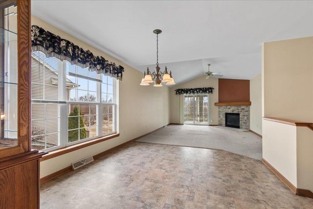 N160W20271 FOX CREEK DRIVE, Jackson, WI 53037