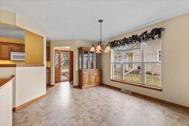 N160W20271 FOX CREEK DRIVE, Jackson, WI 53037