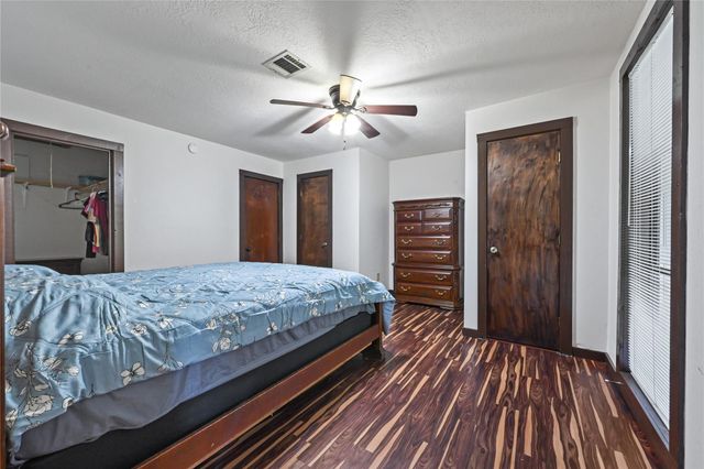 19540 Loafers Lane, Magnolia, TX 77355