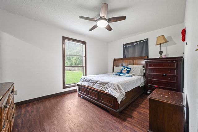 19540 Loafers Lane, Magnolia, TX 77355