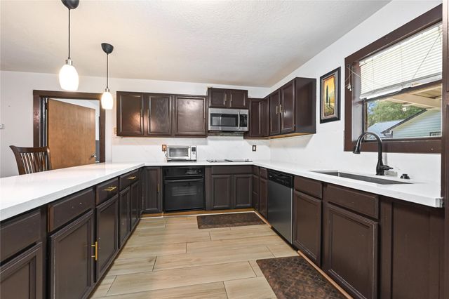 19540 Loafers Lane, Magnolia, TX 77355